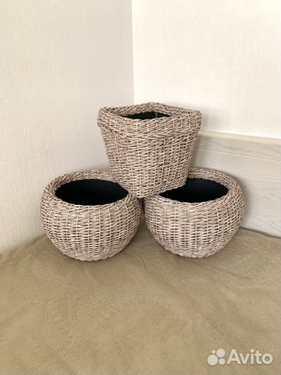 Кашпо, корзина, колонна из ротанга