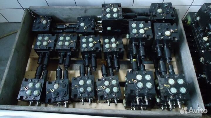 Гидравлический распределитель terex