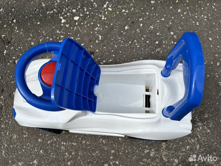 Машина каталка детская