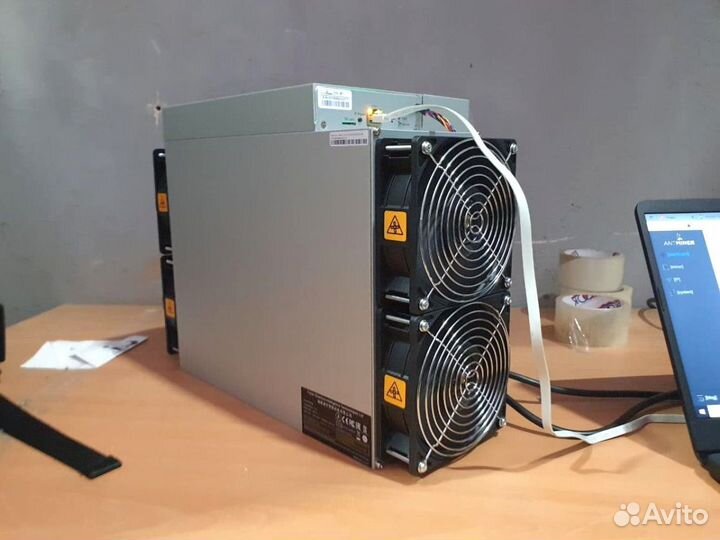 Antminer S19 95Th по наличию