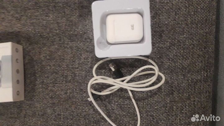 Беспроводные наушники новые