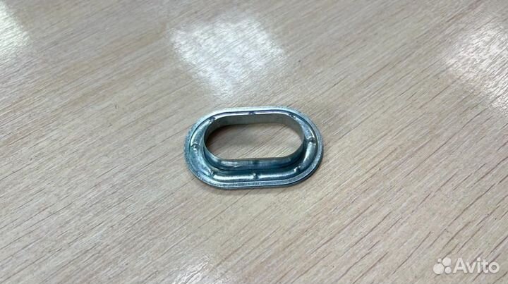 Люверс тента прицепа овальный d 42х22 мм (в компл