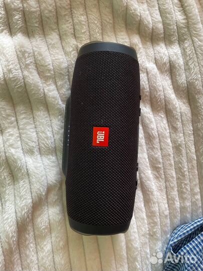 Колонка jbl charge 3