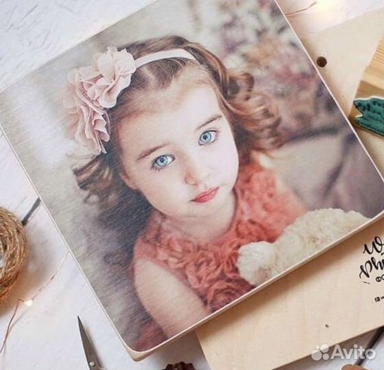 Фото на дереве