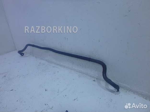 Стабилизатор передний