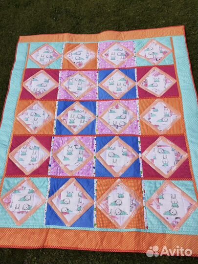 Лоскутное детское одеяло пэчворк ручной работы