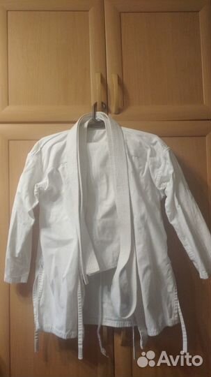 Костюм для занятий спортом, кимоно