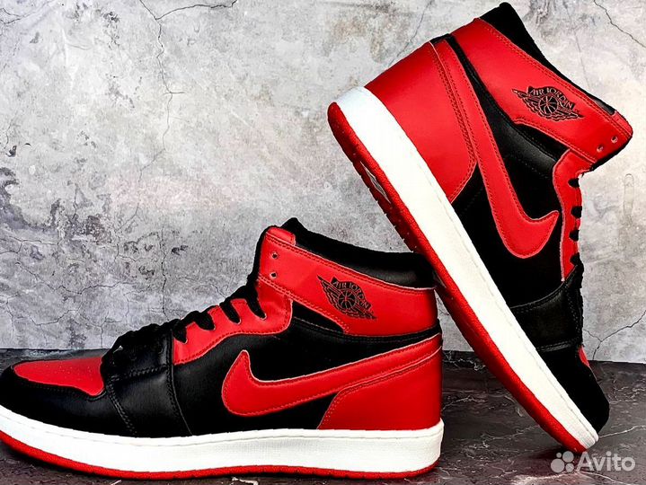 Nike Air Jordan 1 mid