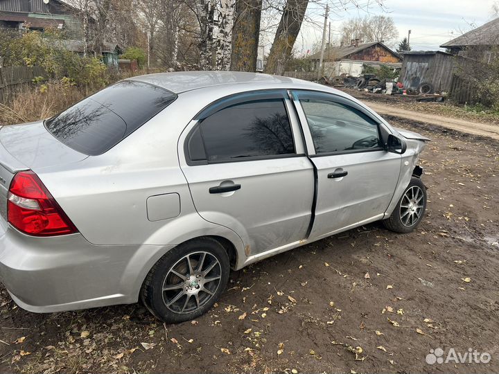 В разборе Chevrolet Aveo T250 1.2 B12D1 (2010)МКПП