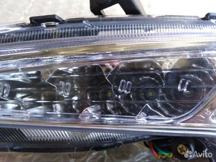 Фара противотуманная передняя левая Hyundai