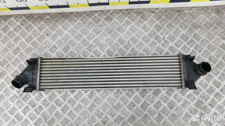 Радиатор интеркулера на Ford Focus 2