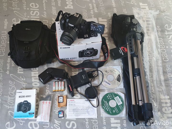 Canon 650d kit 18-55 is ll + комплект