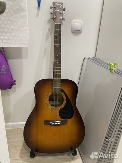 Акустическая гитара Yamaha F310 + подставка
