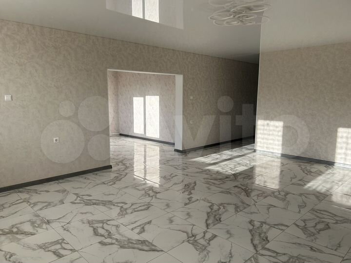 Таунхаус 197 м² на участке 5 сот.