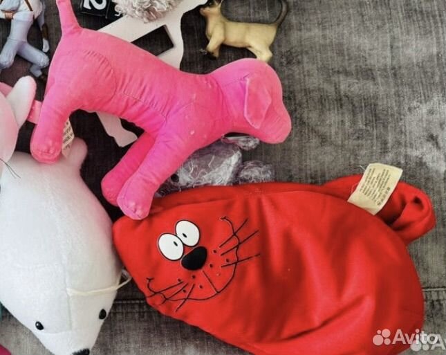 Много киндеров и другие игрушки