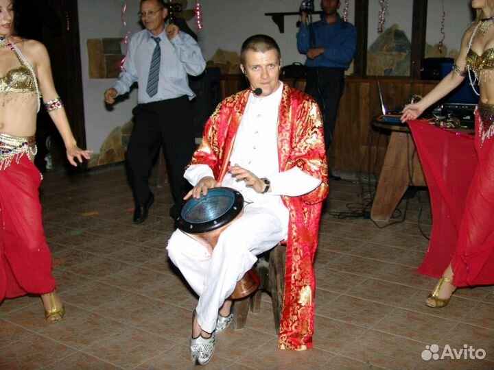 Ведущий классный, душевный