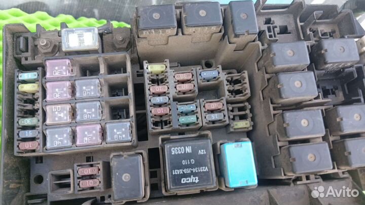 Блок предохранителей Mazda 6 (GG) 2002-2007