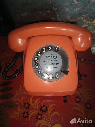 Телефон дисковый из СССР