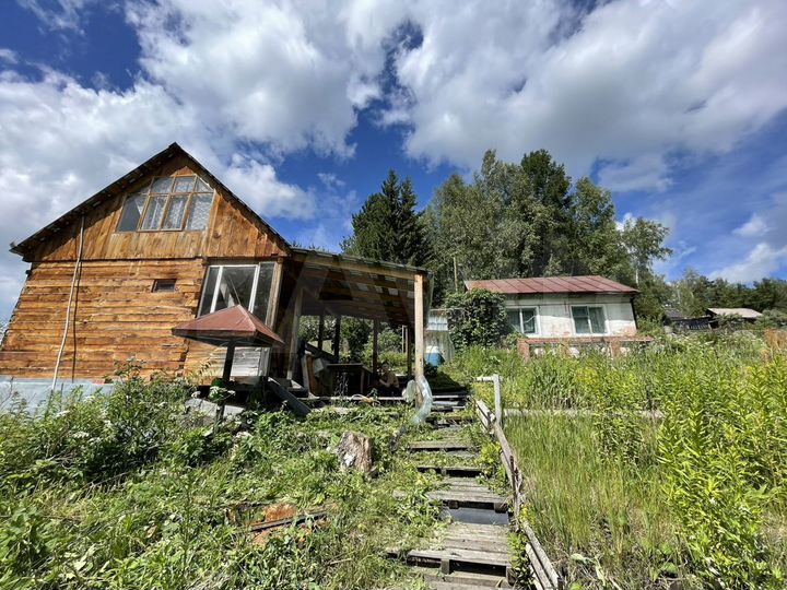 Дача 20 м² на участке 9,2 сот.