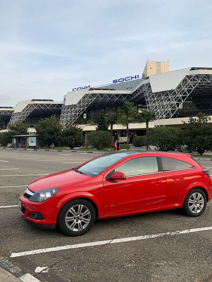 Opel Astra GTC: фото владельца