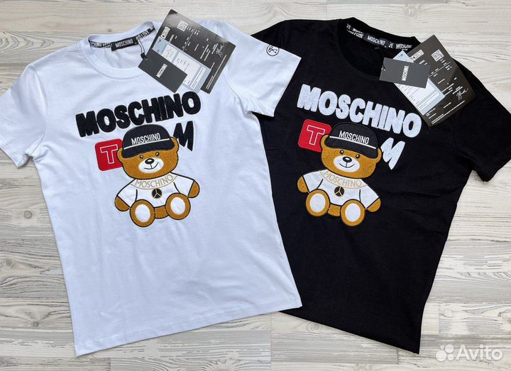 Футболка Moschino