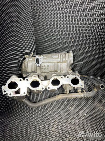 Впускной коллектор Nissan Primera P11 SR20DE