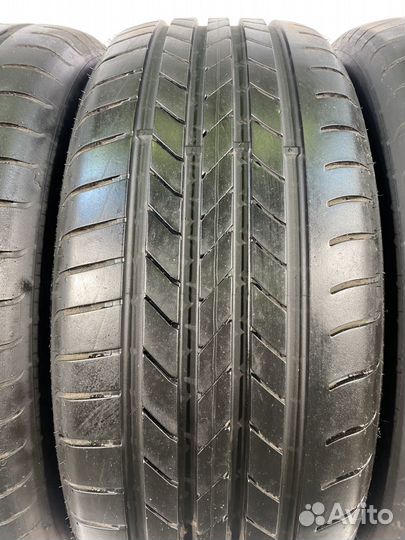 Goodyear EfficientGrip 235/45 R19 99W