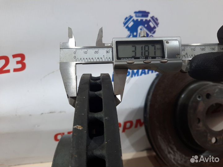 Диск тормозной передний Mercedes Glk300 X204