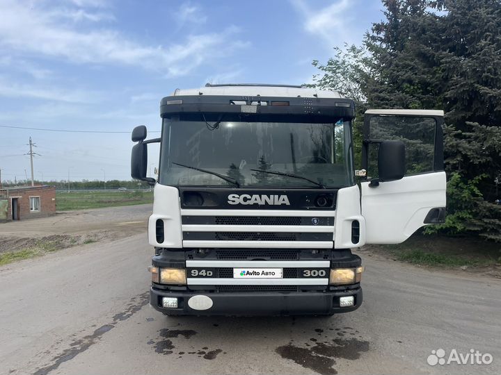 Scania 4-Series, 2003