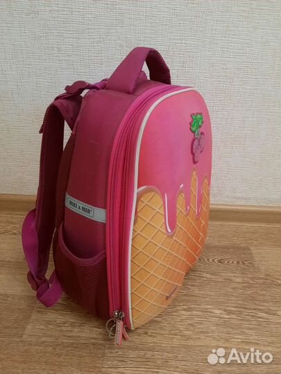Школьный рюкзак