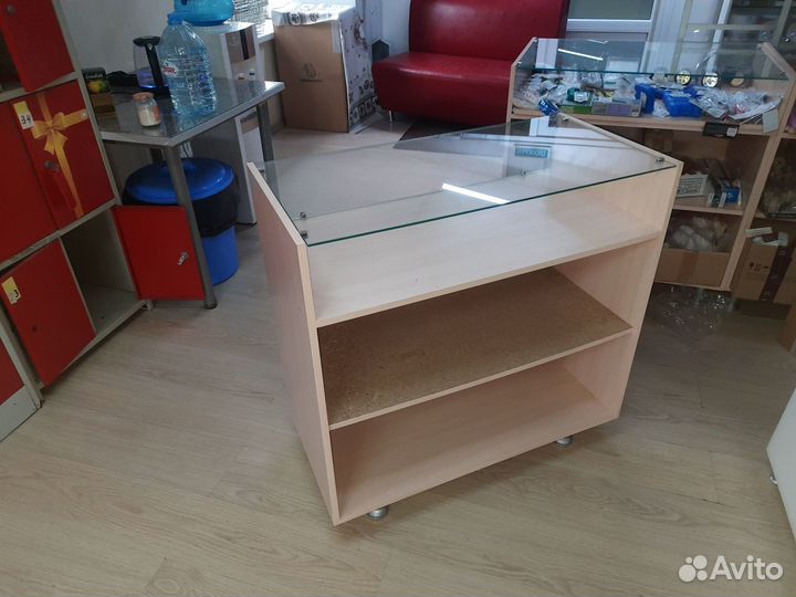 Продам торговое оборудование для магазина