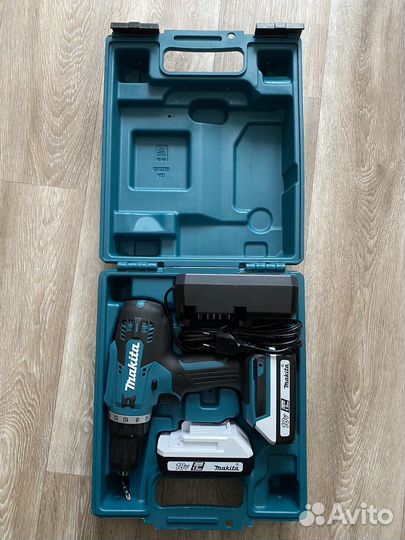 Шуруповерт Makita DF488D онигинал новый