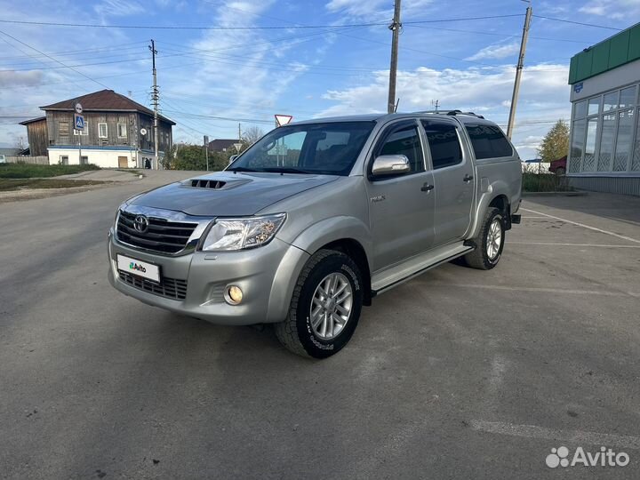 Toyota Hilux 3.0 AT, 2013, 240 000 км