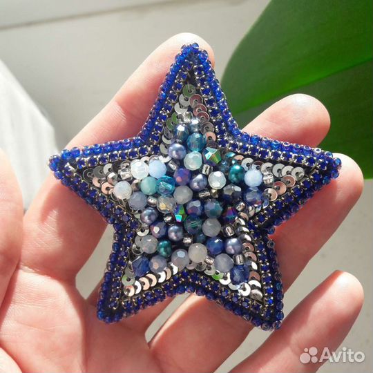 Брошь ручной работы