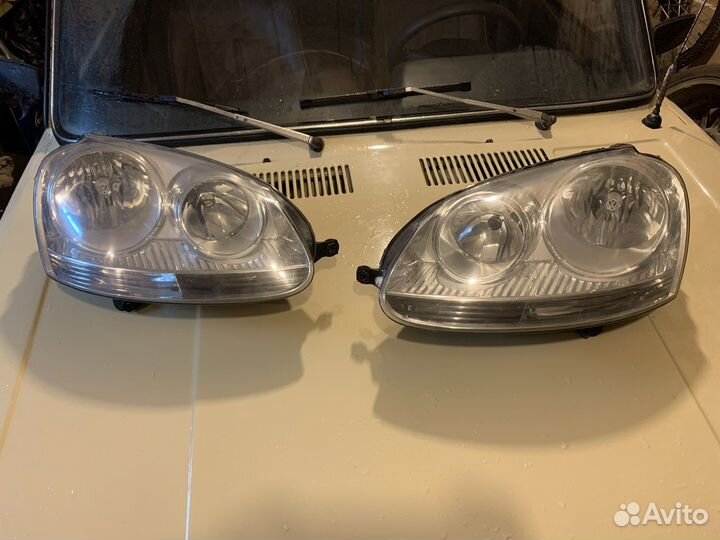 Фары на volkswagen jetta 5
