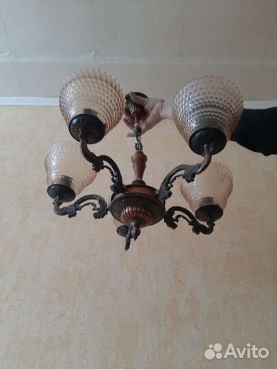Люстра потолочная