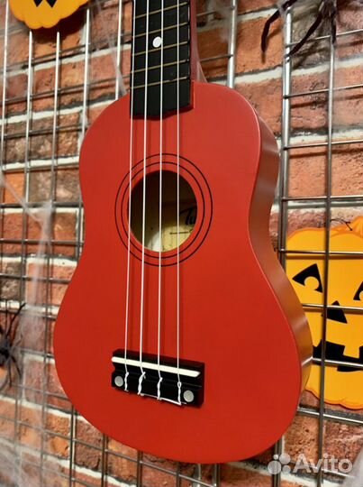 Укулеле + чехол