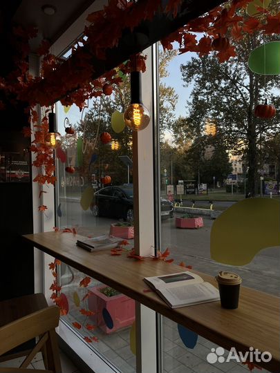 Бариста кофе с собой