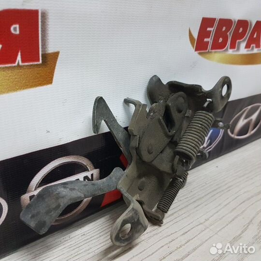 Замок капота Toyota Corolla Spacio AE111 4A-FE