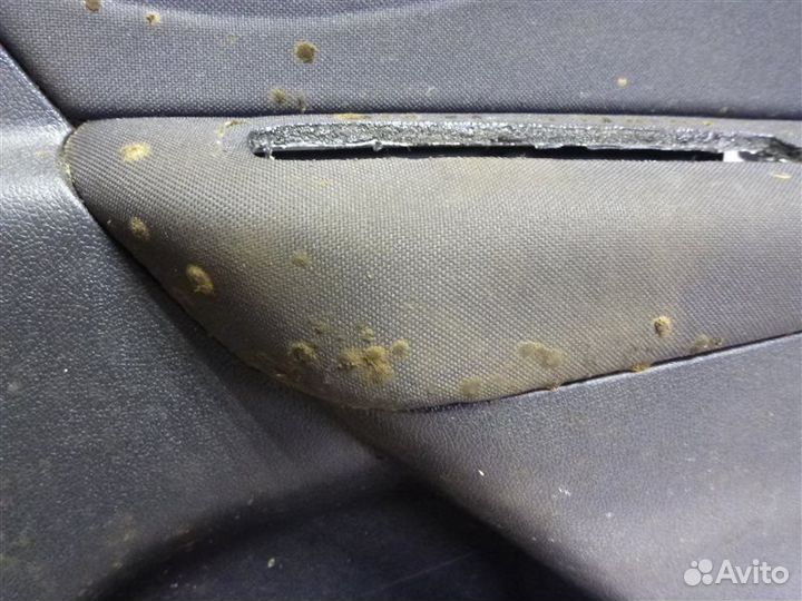 Обшивка двери Renault Megane KZ0U K4M 2011