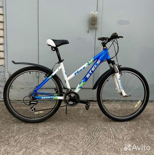 Велосипед Stels miss 6500 26 кол 17,5 рама Алюм