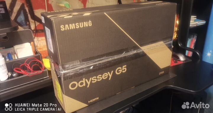 Монитор Samsung C27G55tqwi