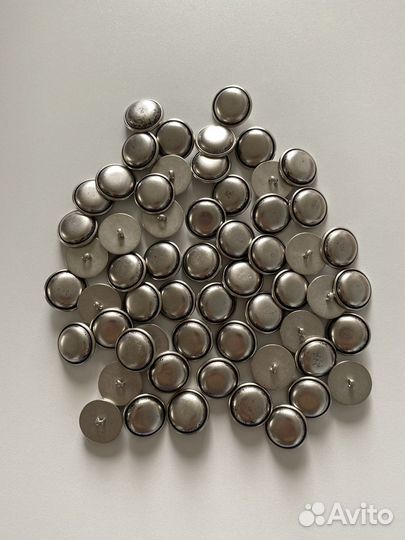 Пуговицы на ножке металл 125 шт. Цена за все