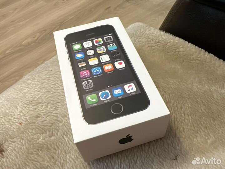 Коробка от iPhone 5s