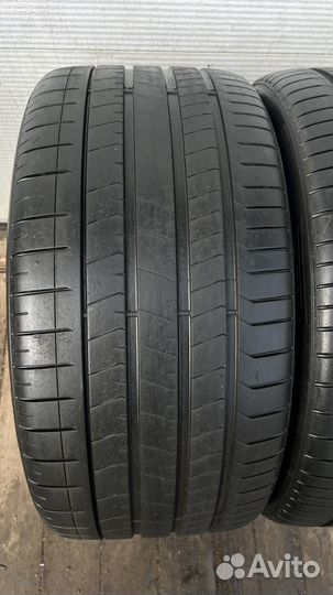 Pirelli P Zero Sports CAR 325/30 R23