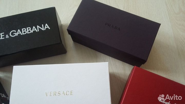 Коробки от очков и аксессуаров