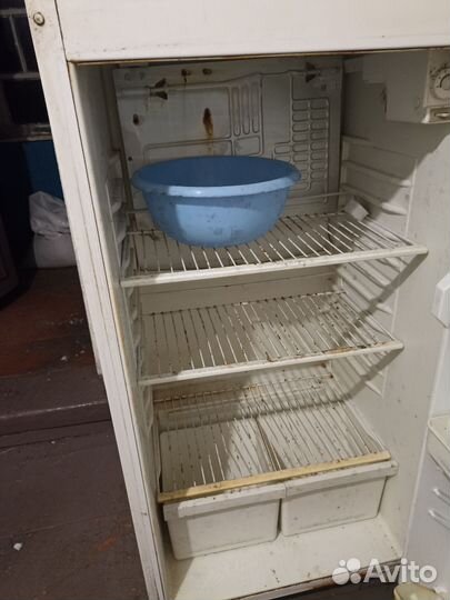 Холодильник бу