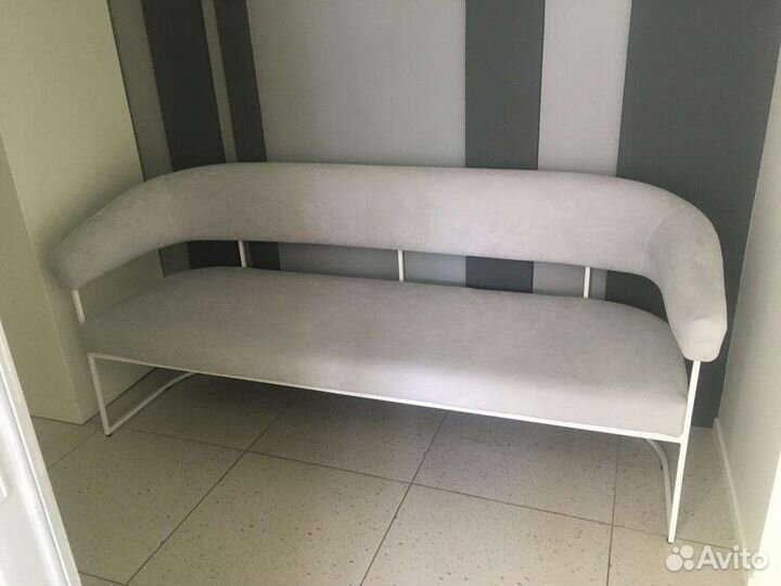 Мастер по ремонту мягкой мебели