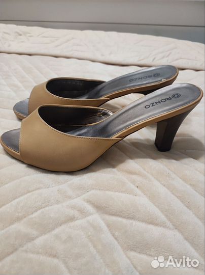 Туфли женские 39 размер бежевые