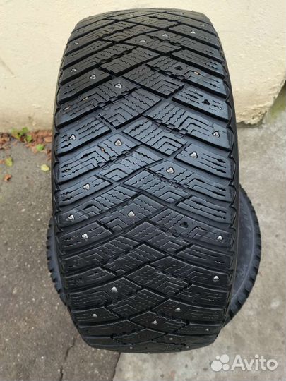 Goodyear Ultragrip Ice Arctic 225/50 R17 94T